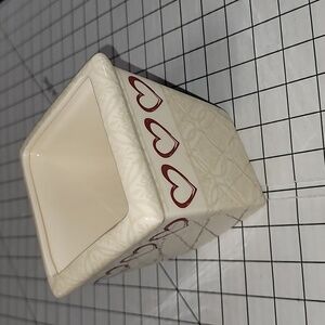 Ceramic Pot, Cream w Hearts‎ and Pattern, Gently Preloved